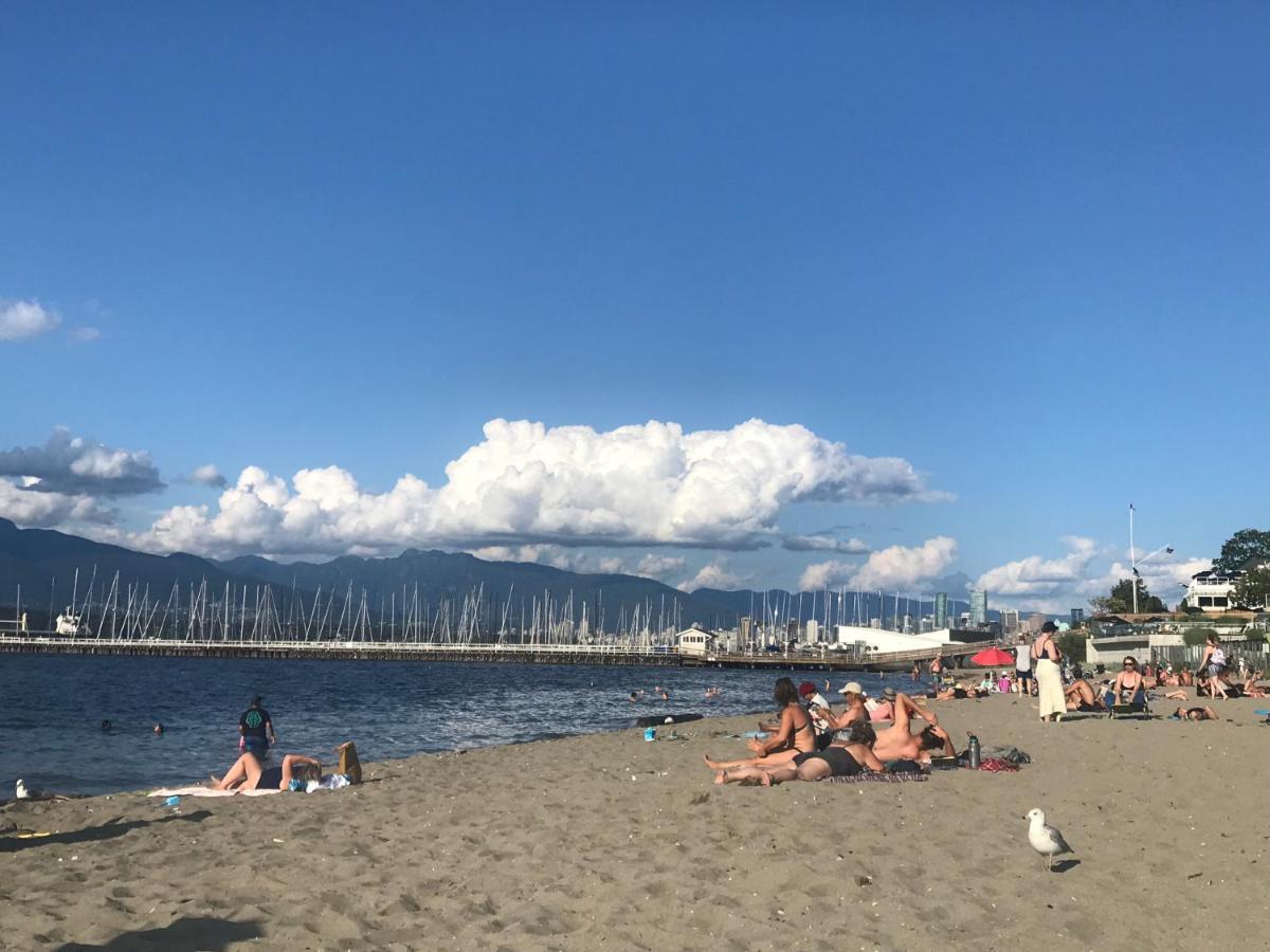 Heart Of Kitsilano Area,5 Mins Walk To Kits Beach,No Share With Other People Stay Vancouver Exterior foto